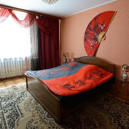 Apartment Krasnoarmeyskaya 100 Bryansk Ngoại thất bức ảnh
