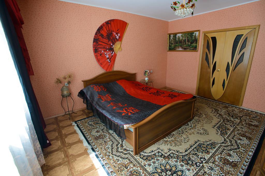 Apartment Krasnoarmeyskaya 100 Bryansk Ngoại thất bức ảnh